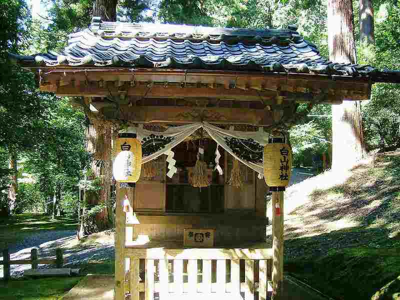 白山神社